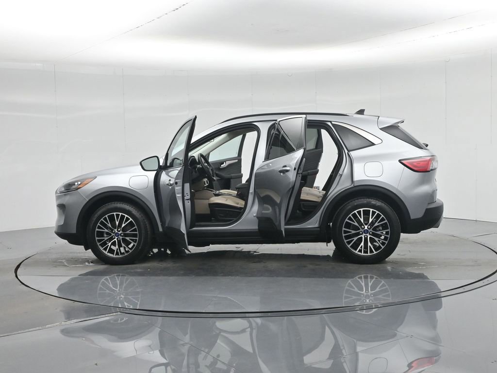 Certified 2022 Ford Escape SEL image 59