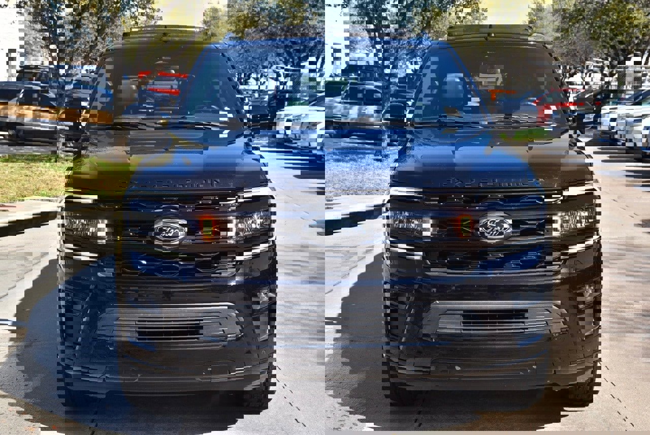 Certified 2023 Ford Expedition Limited image 14