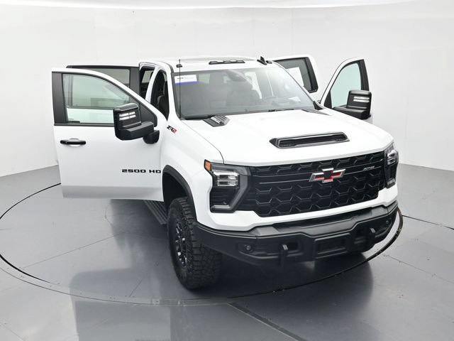 Used 2025 Chevrolet Silverado 2500 ZR2 w/ ZR2 Bison Edition AWD/4WD image 50