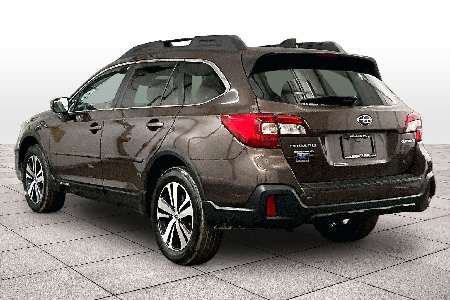 Used 2019 Subaru Outback 2.5i Limited image 10