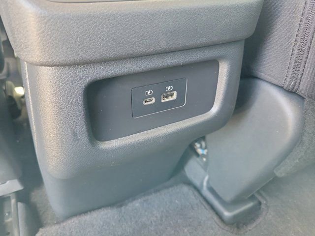 Used 2025 Nissan Pathfinder S FWD image 16