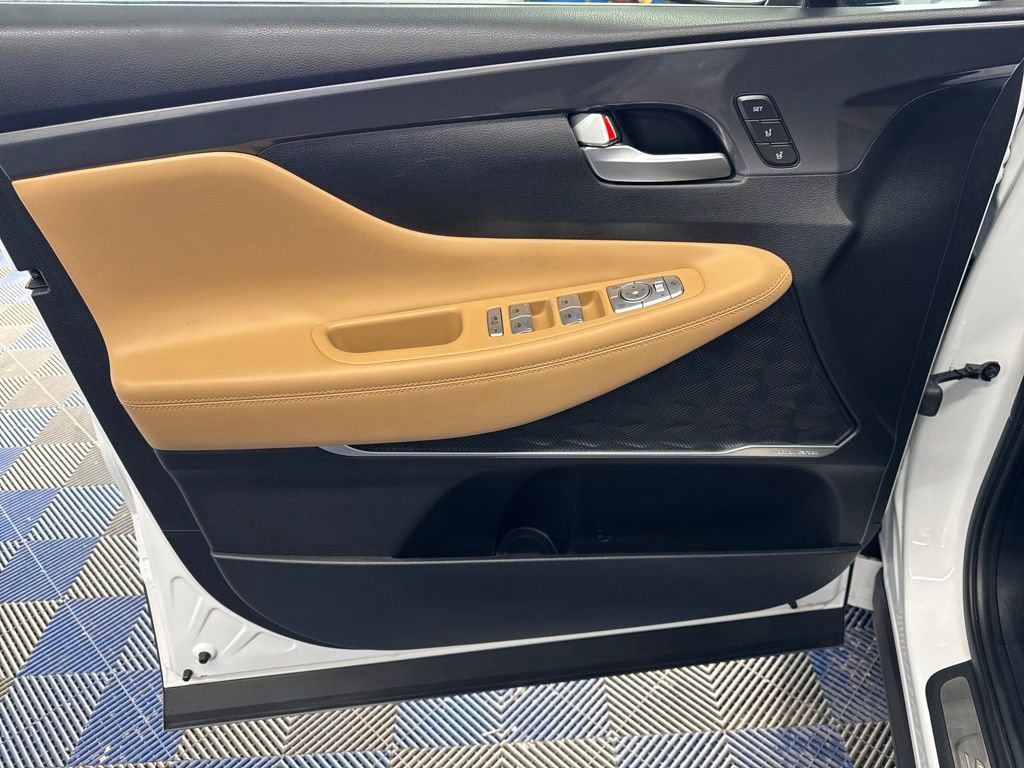 Used 2022 Hyundai Santa Fe Calligraphy image 16