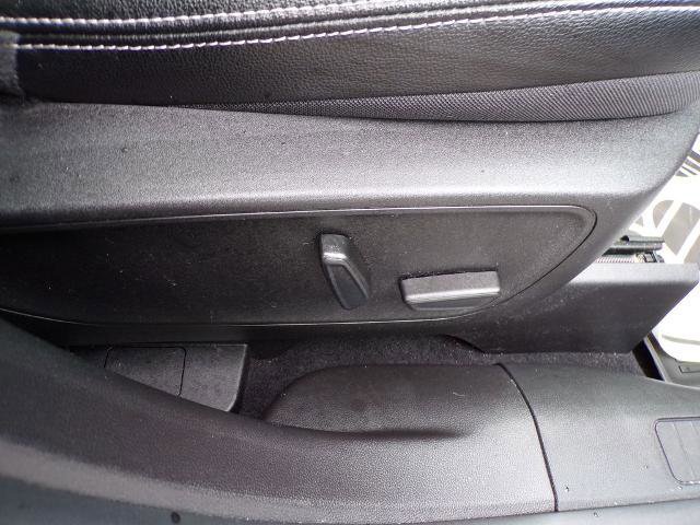 Certified 2023 Ford Escape Platinum w/ Premium Technology Package image 13