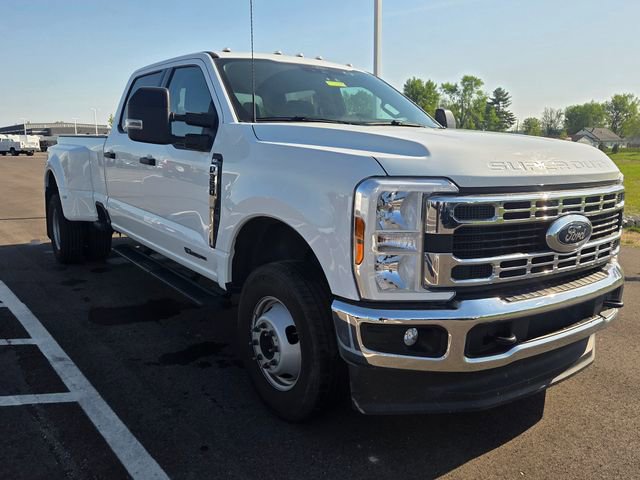Certified 2025 Ford F350 XLT AWD/4WD image 1