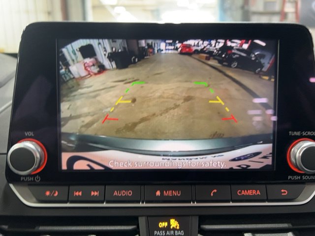 Used 2025 Nissan Altima 2.5 SV FWD image 3