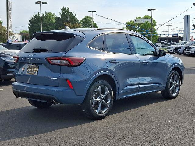 Certified 2023 Ford Escape ST-Line w/ Tech Pack #1 AWD/4WD image 6