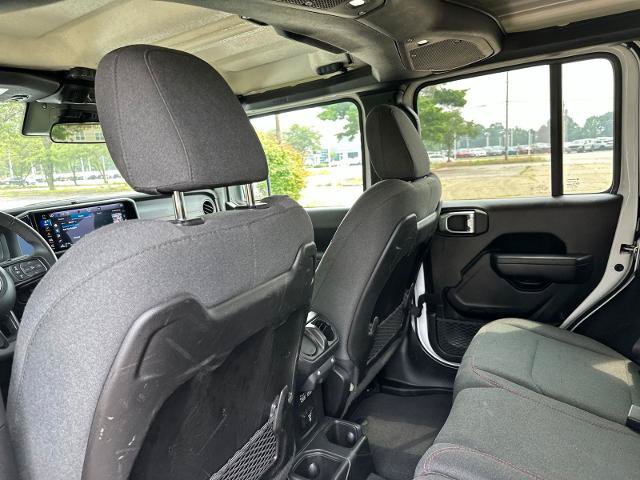 Used 2024 Jeep Wrangler Unlimited Rubicon AWD/4WD image 33