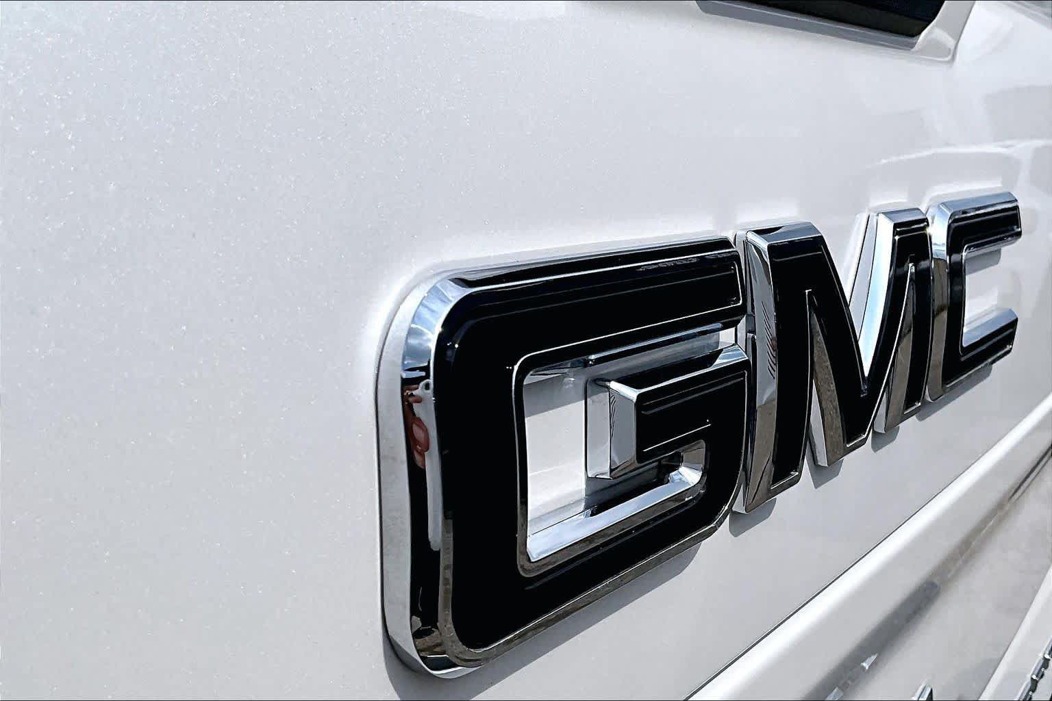 Used 2022 GMC Sierra 1500 Denali w/ Denali Reserve Package AWD/4WD image 31