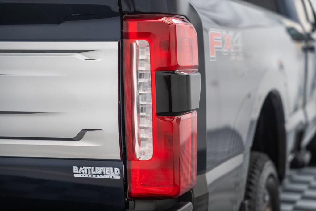 Certified 2025 Ford F250 King Ranch AWD/4WD image 8