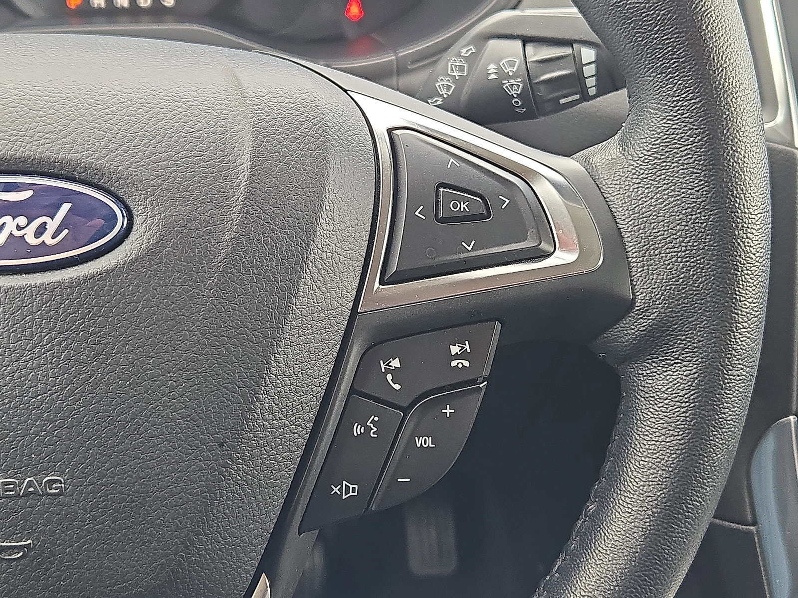 Certified 2024 Ford Edge Titanium w/ Equipment Group 301A image 24