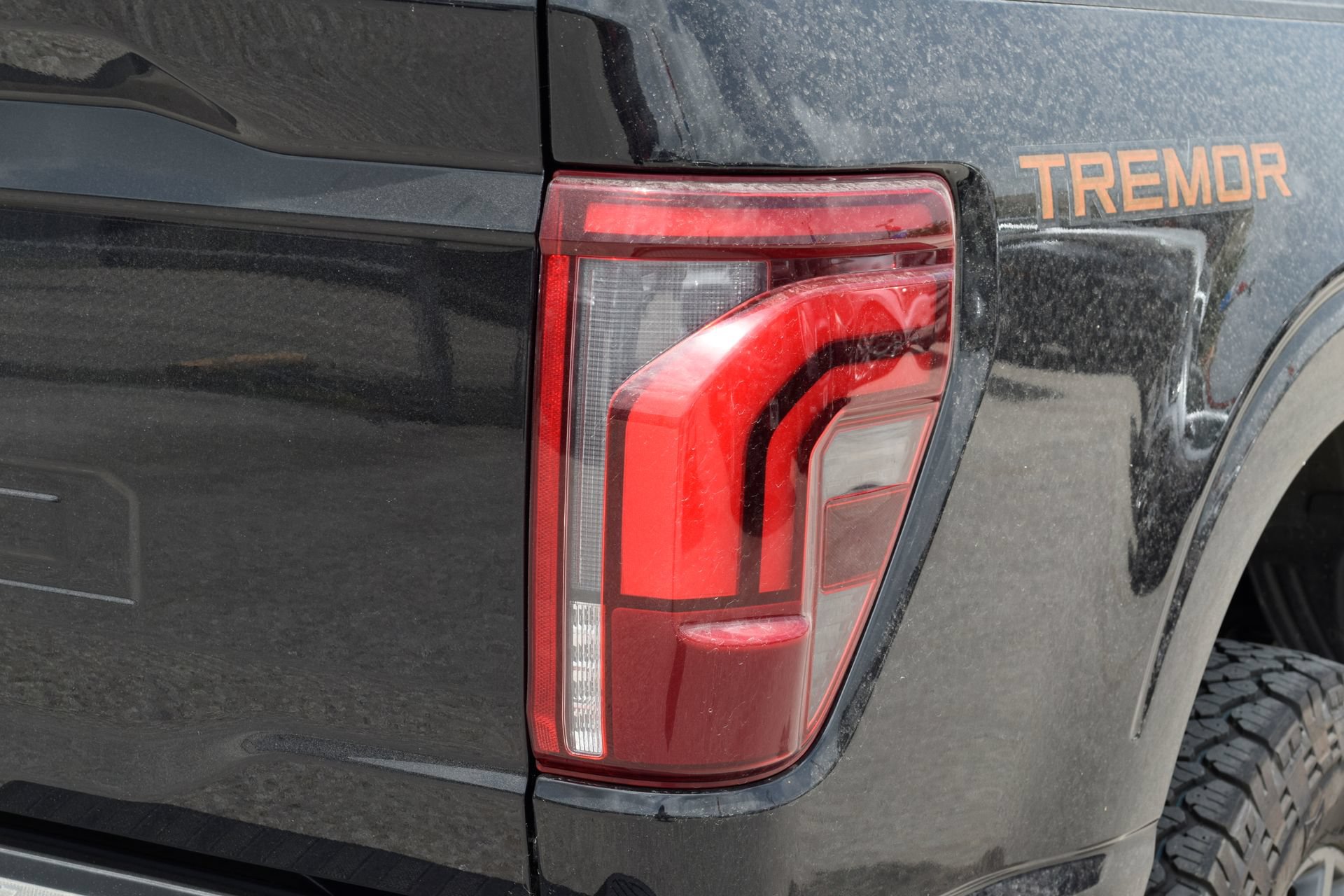 Certified 2024 Ford F150 Tremor w/ Tow/Haul Package AWD/4WD image 18
