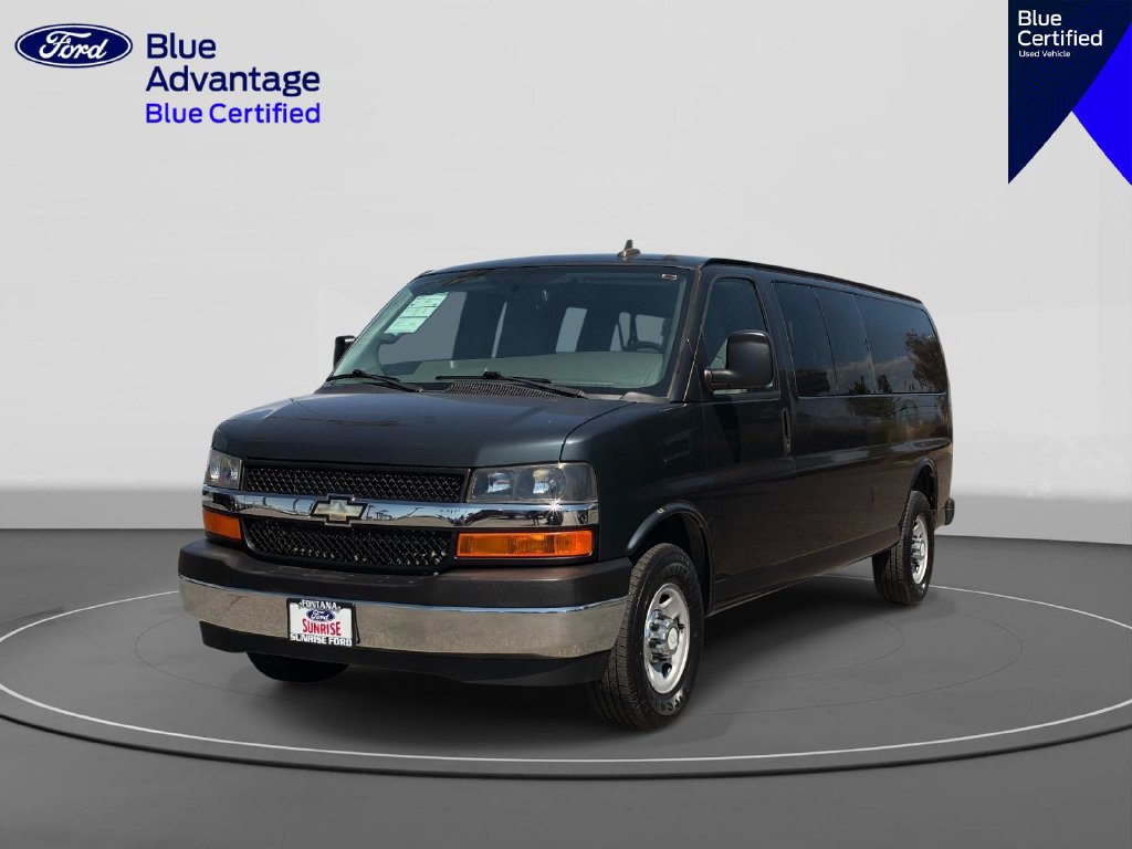 Used 2017 Chevrolet Express 3500 LT w/ LT Preferred Equipment Group RWD image 1