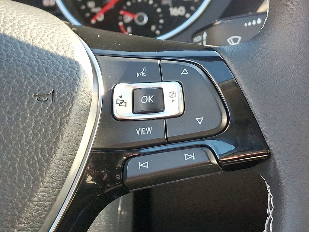 Used 2021 Volkswagen Tiguan SE image 21