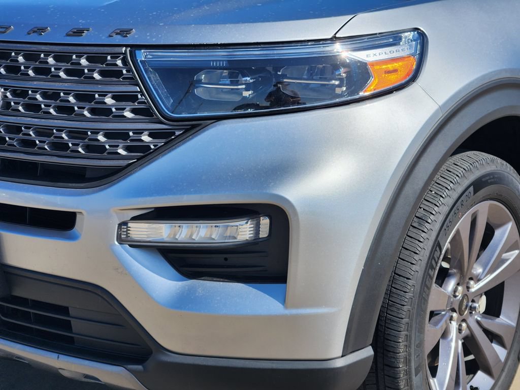 Certified 2024 Ford Explorer XLT w/ Equipment Group 202A AWD/4WD image 8