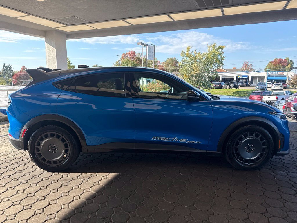 Certified 2025 Ford Mustang Mach-E GT AWD/4WD image 5