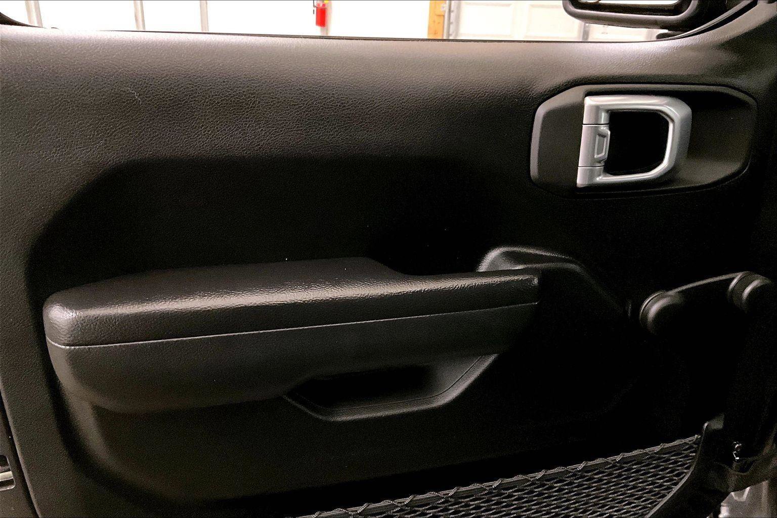 Used 2022 Jeep Wrangler Unlimited Sport image 22