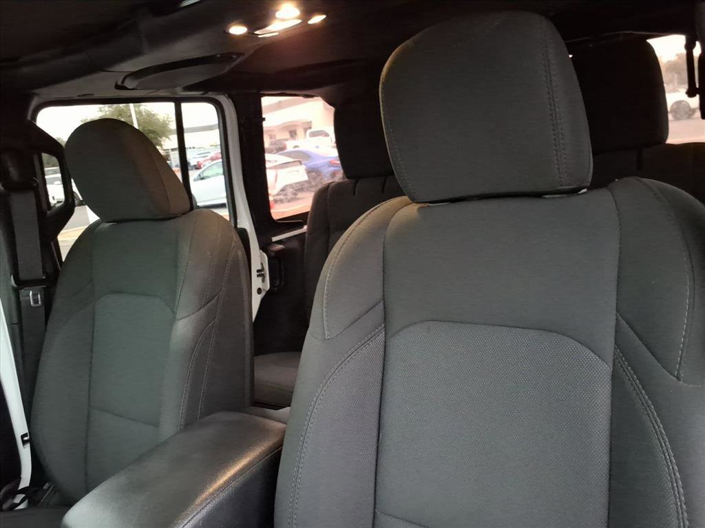 Used 2020 Jeep Wrangler Unlimited Sport image 14