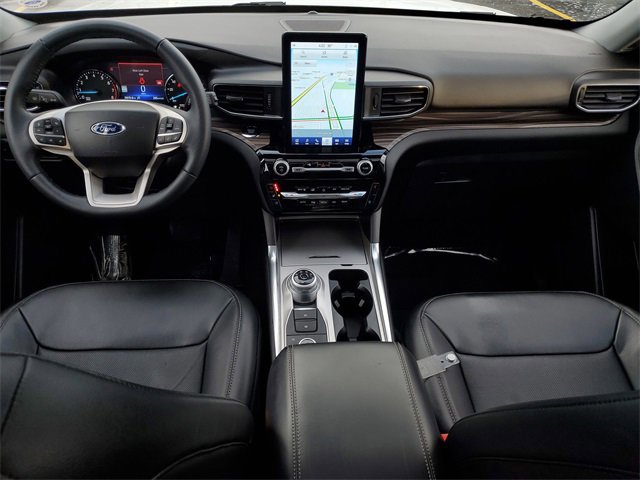 Certified 2023 Ford Explorer Limited w/ Limited Technology Package image 33