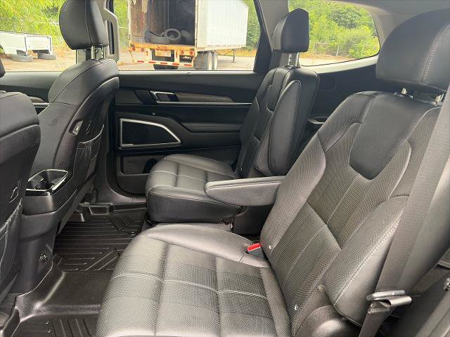 Used 2021 Kia Telluride EX w/ EX Premium Package AWD/4WD image 17