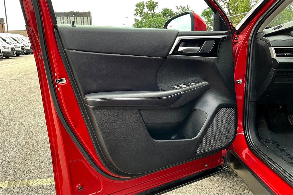 Used 2023 Mitsubishi Outlander SE image 21