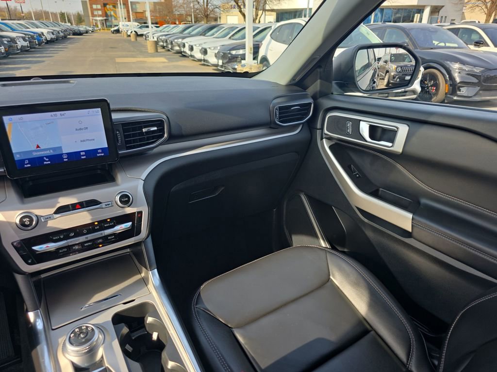 Certified 2023 Ford Explorer XLT w/ Equipment Group 202A image 24