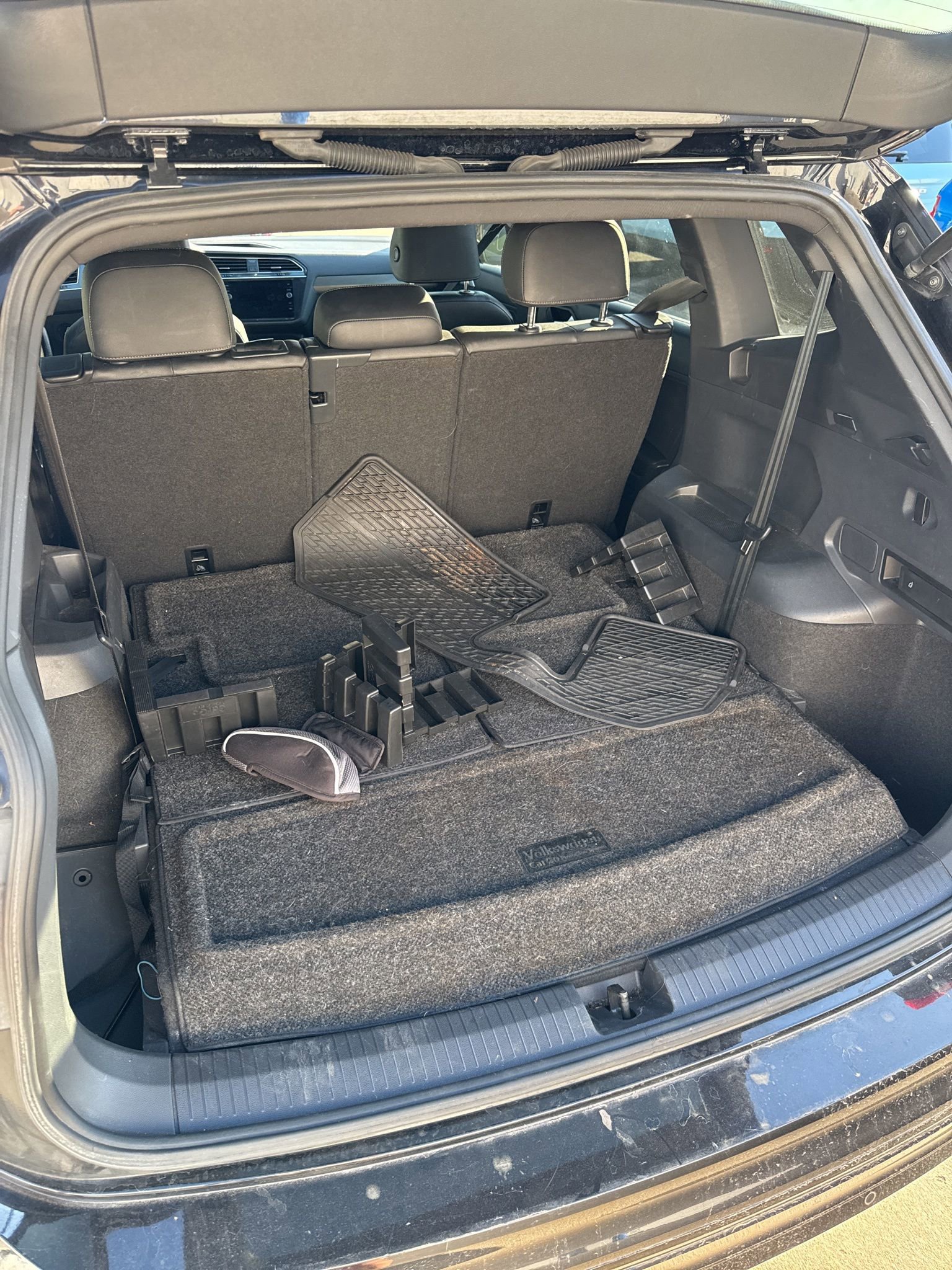 Used 2020 Volkswagen Tiguan SE R-Line image 7