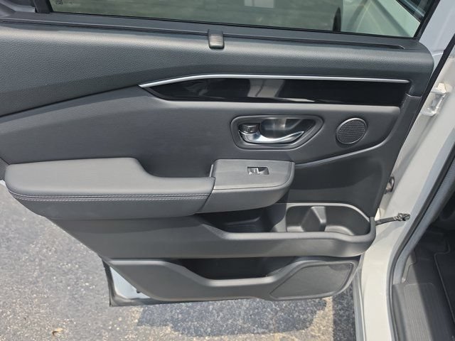 Used 2024 Honda Pilot EX-L image 11