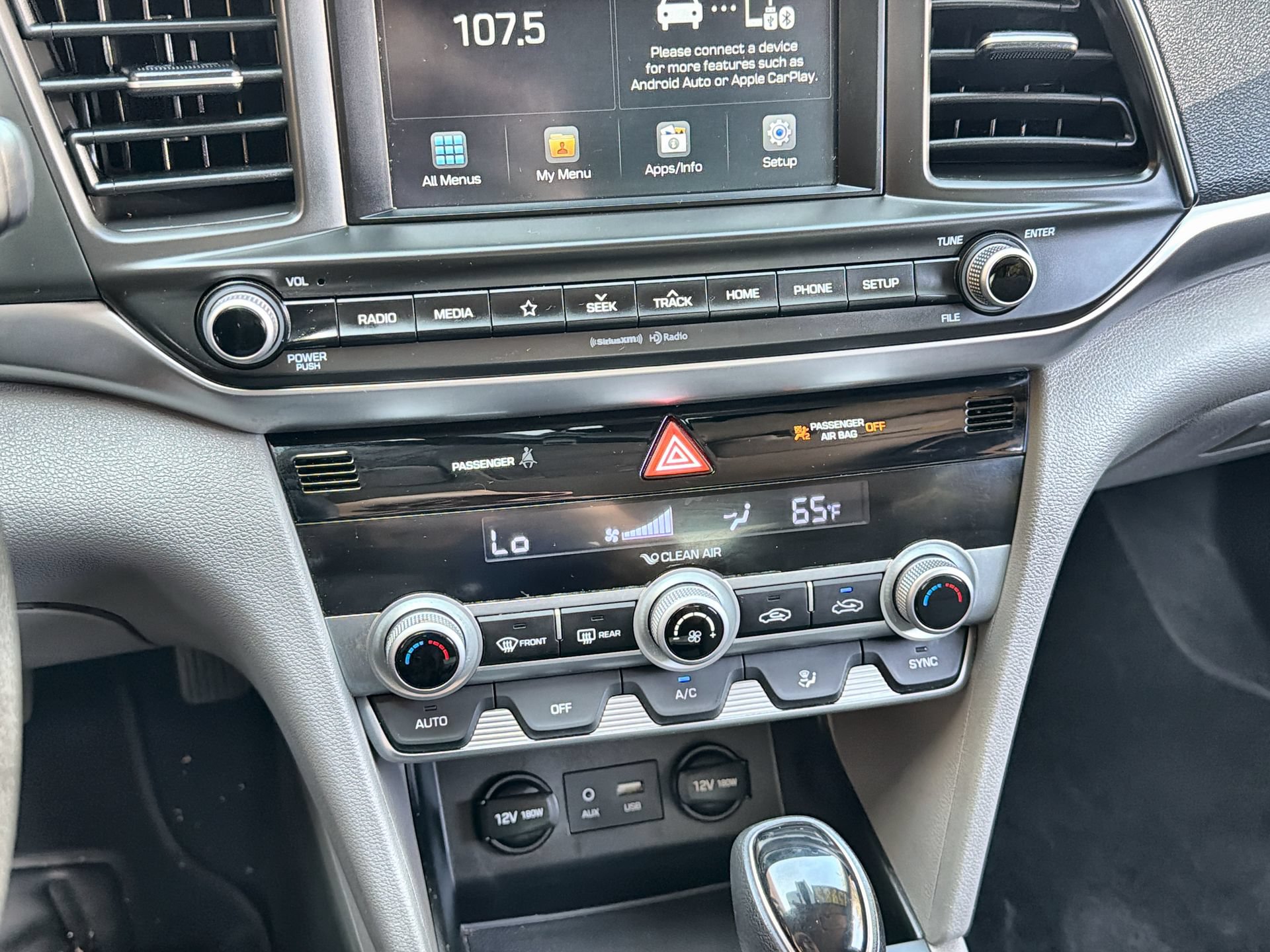 Used 2020 Hyundai Elantra SEL FWD image 18