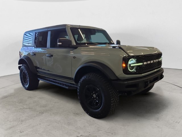 Certified 2022 Ford Bronco Wildtrak AWD/4WD image 3