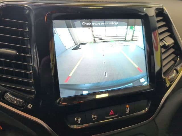 Used 2022 Jeep Cherokee Limited AWD/4WD image 22