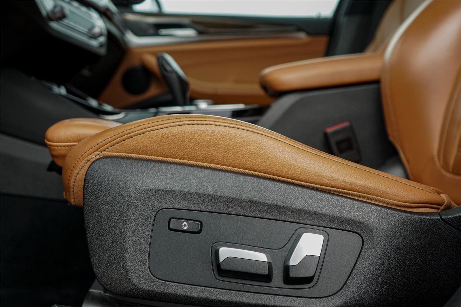 Used 2020 BMW X3 sDrive30i w/ Driving Assistance Package image 21