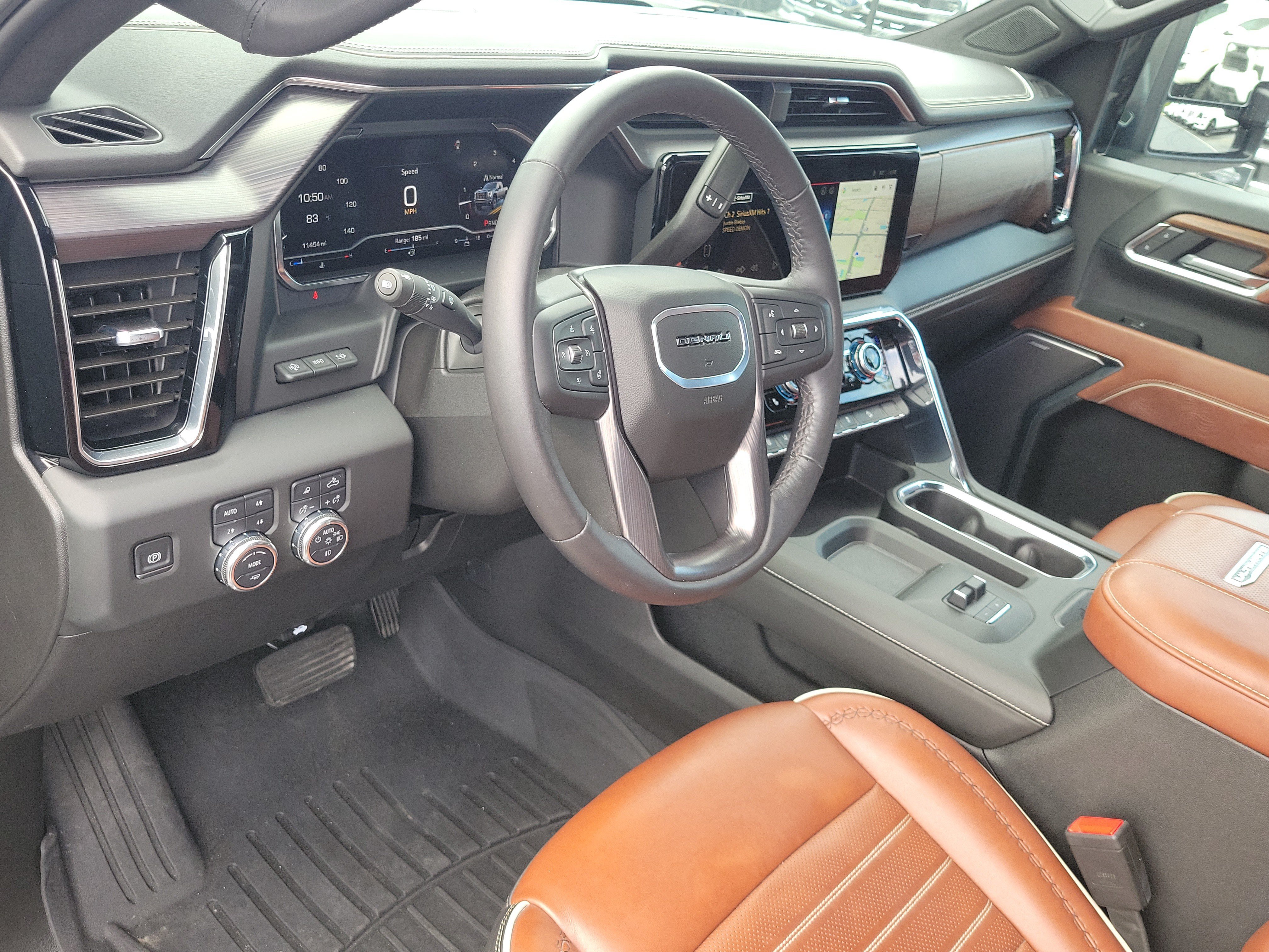 Used 2025 GMC Sierra 2500 Denali Ultimate AWD/4WD image 21