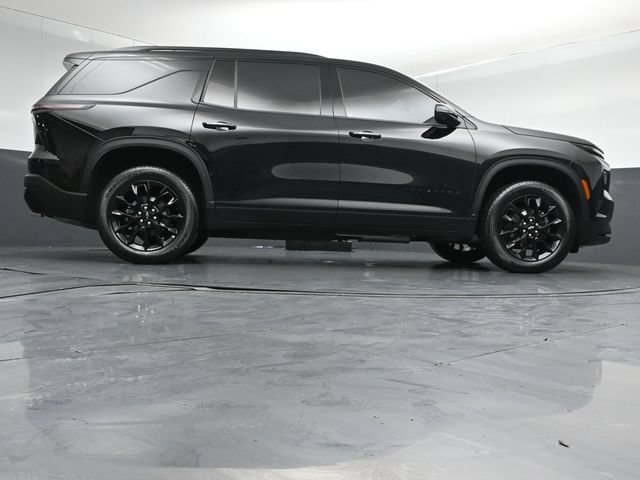 Used 2024 Chevrolet Traverse LT w/ Midnight/Sport Edition AWD/4WD image 42