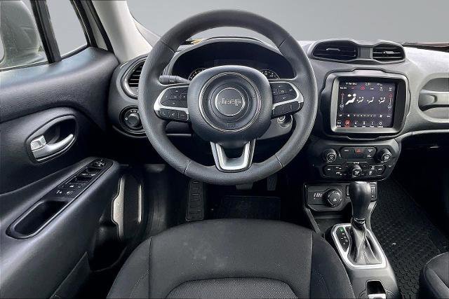 Used 2023 Jeep Renegade Latitude AWD/4WD image 5