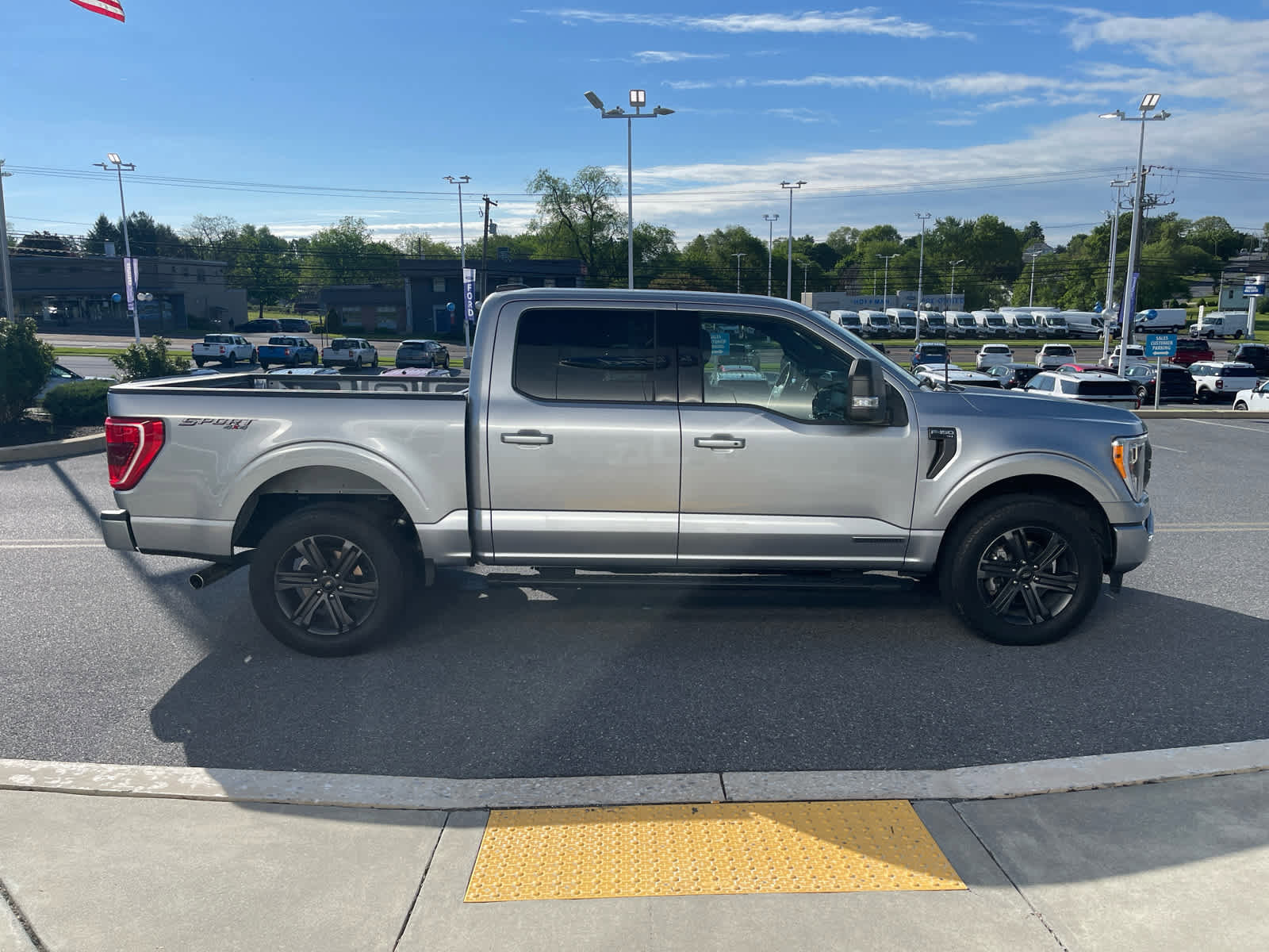 Certified 2023 Ford F150 XLT w/ Equipment Group 302A High AWD/4WD image 7