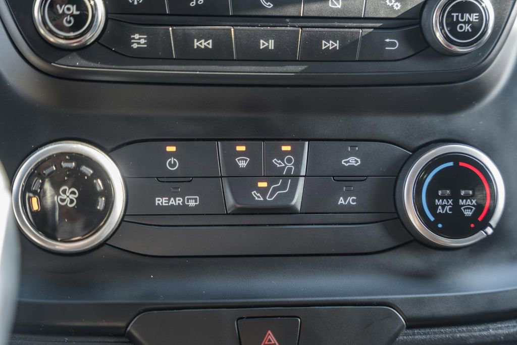 Certified 2023 Ford Transit 250 Low Roof w/ Exterior Upgrade Package image 28