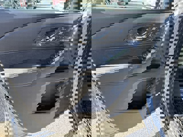 Used 2023 Chevrolet Traverse High Country image 21