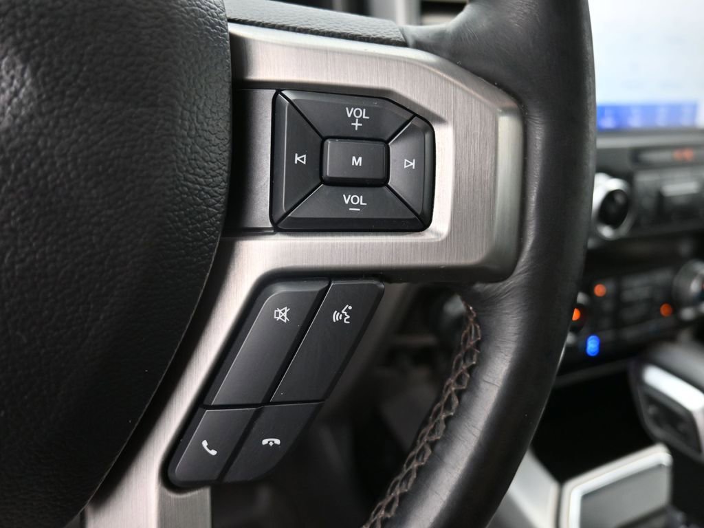 Certified 2020 Ford F150 Platinum w/ Equipment Group 701A Luxury image 32