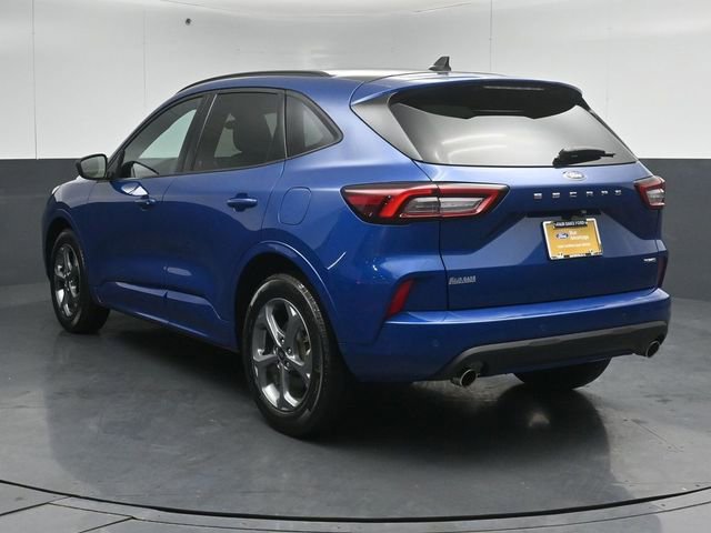 Certified 2023 Ford Escape ST-Line w/ Tech Pack #1 AWD/4WD image 6
