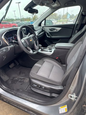 Used 2025 Chevrolet Blazer LT FWD image 6