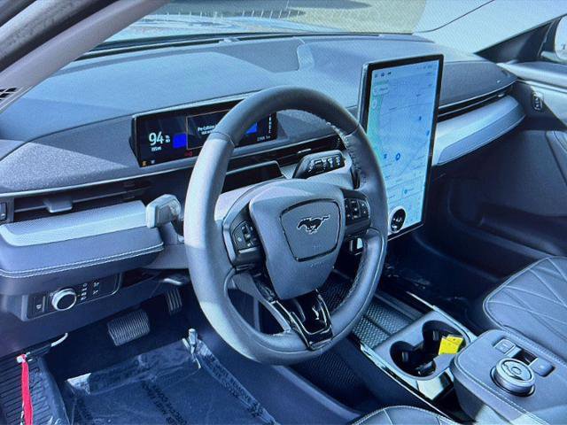 Certified 2021 Ford Mustang Mach-E Select w/ Comfort/Technology Package image 27