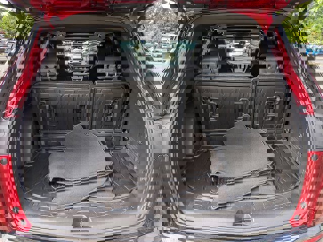 Used 2024 Buick Enclave Essence w/ Experience Buick Package image 37