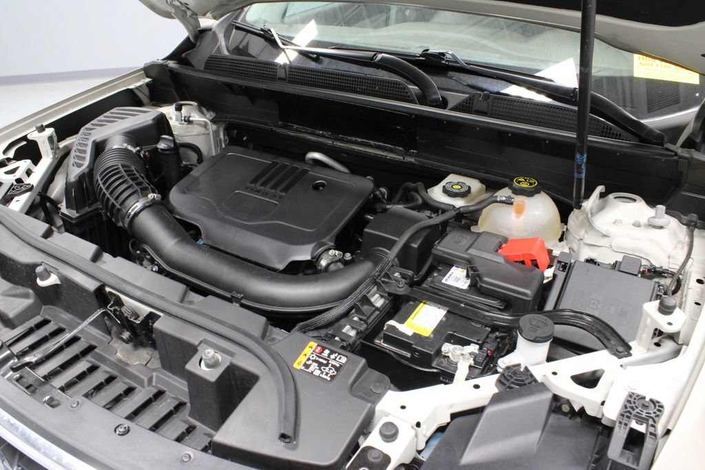 Used 2023 GMC Acadia SLE w/ Driver Convenience Package FWD image 13