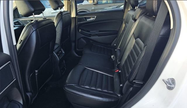 Certified 2022 Ford Edge SEL w/ Convenience Package image 4