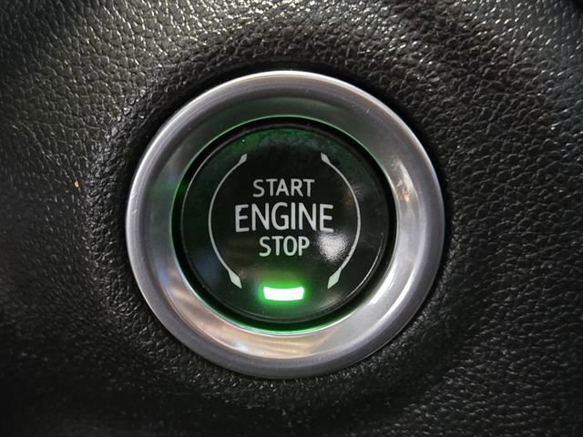 Used 2021 Chevrolet Silverado 1500 RST image 22