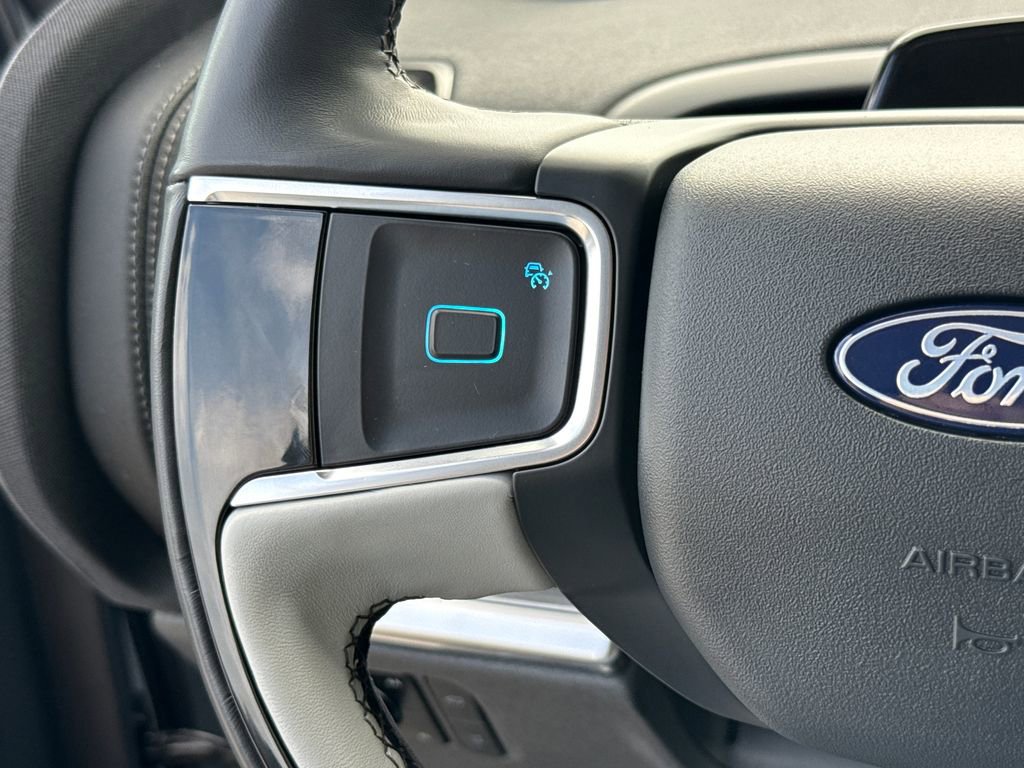 Certified 2025 Ford Expedition Max Platinum AWD/4WD image 17