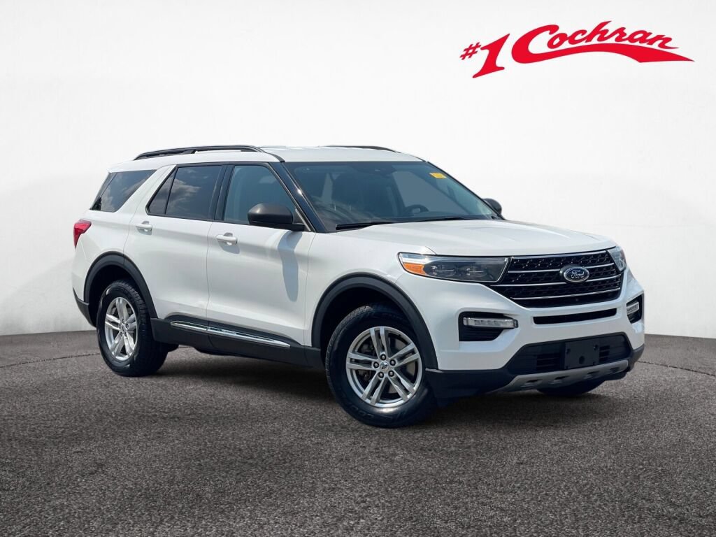 Certified 2023 Ford Explorer XLT w/ Equipment Group 202A AWD/4WD image 1