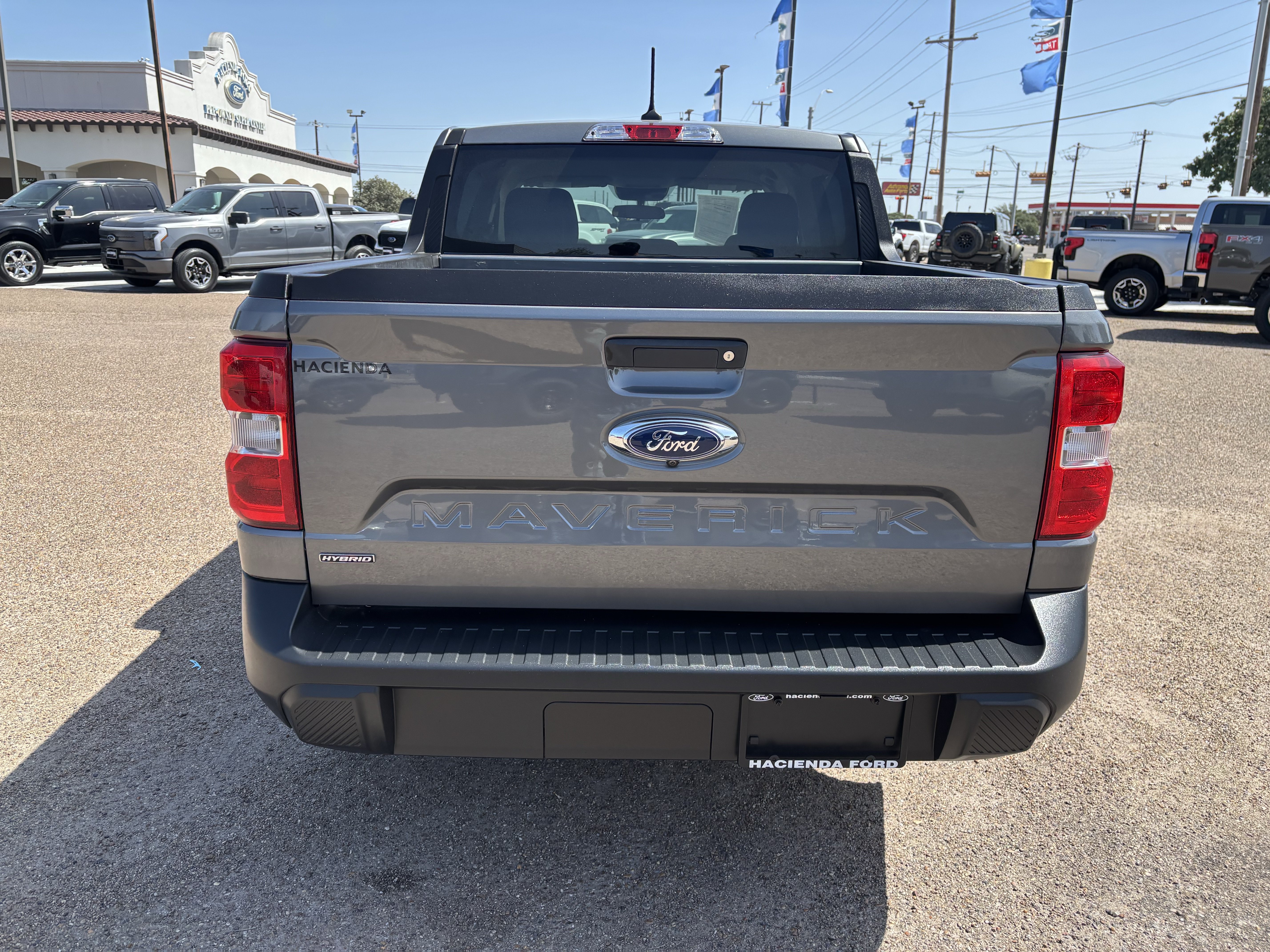 Certified 2023 Ford Maverick XLT FWD image 5