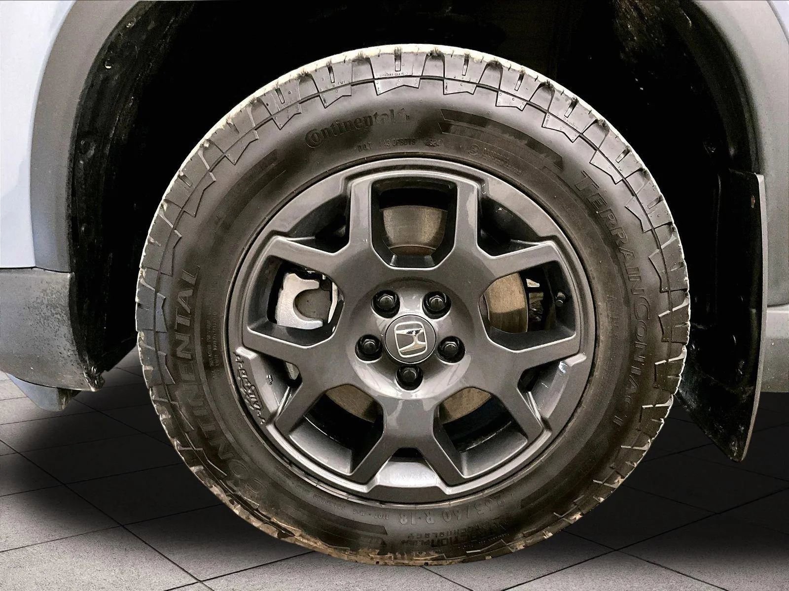 Used 2025 Honda Pilot TrailSport image 8