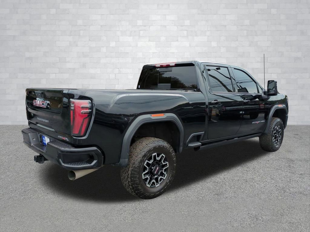 Used 2024 GMC Sierra 2500 AT4X image 5